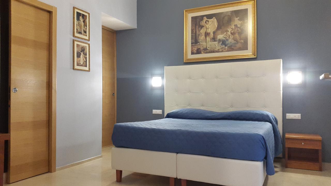 רומא La Residenza Suites מראה חיצוני תמונה